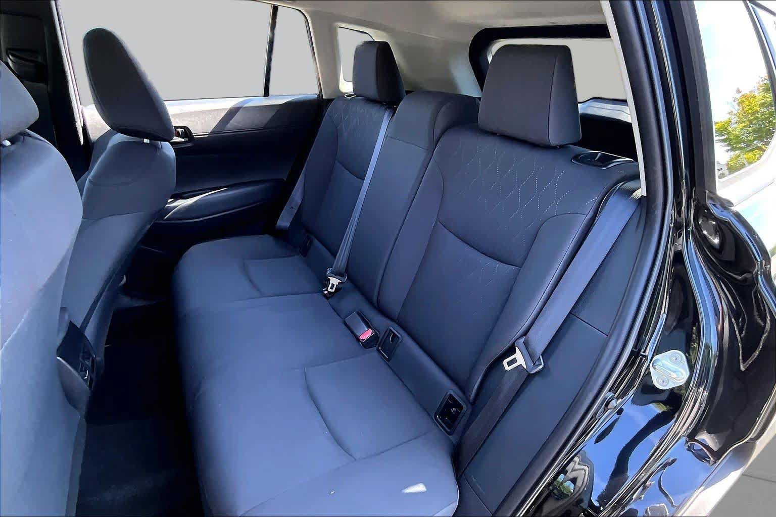 Used 2023 Toyota Corolla Cross LE w/ Moonroof Package FWD image 20