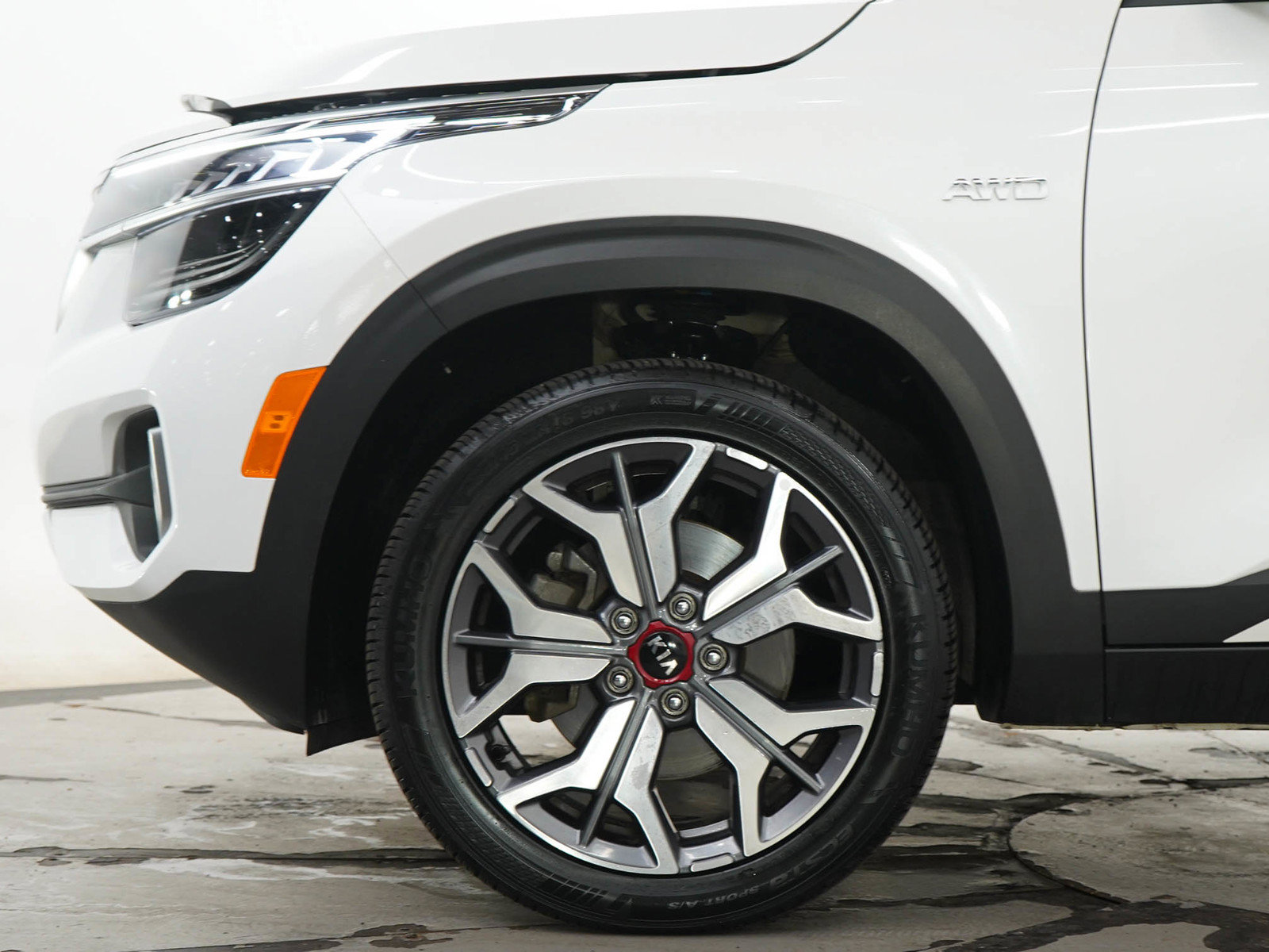 Used 2021 Kia Seltos SX AWD/4WD image 26