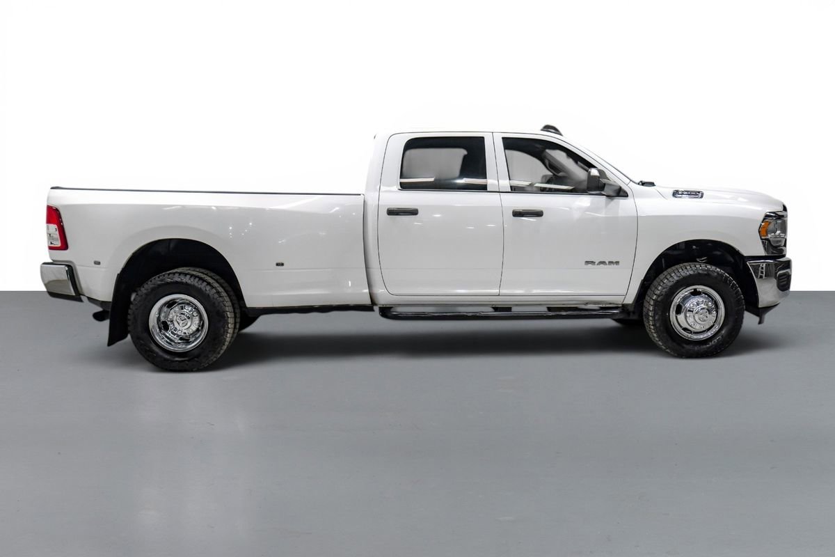 Used 2019 RAM 3500 Tradesman w/ Chrome Appearance Group AWD/4WD image 5