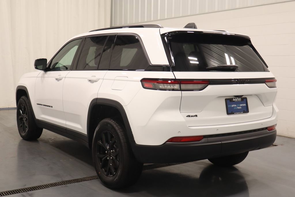 New 2026 Jeep Grand Cherokee Altitude AWD/4WD image 7