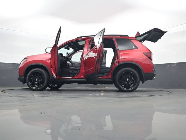 Used 2024 Honda Passport Black Edition image 34