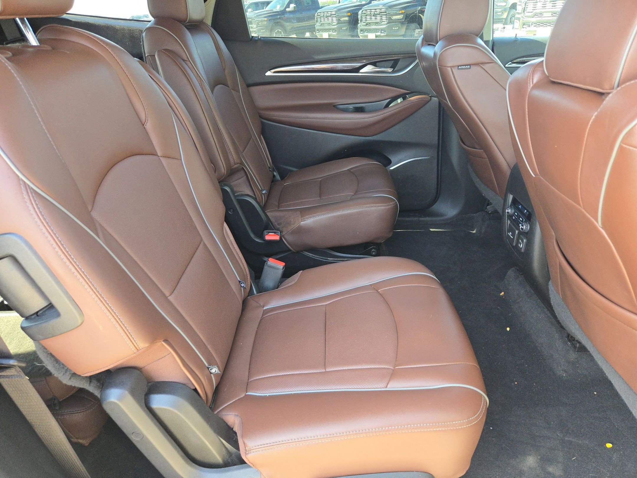 Used 2020 Buick Enclave Avenir w/ Avenir Technology Package image 26