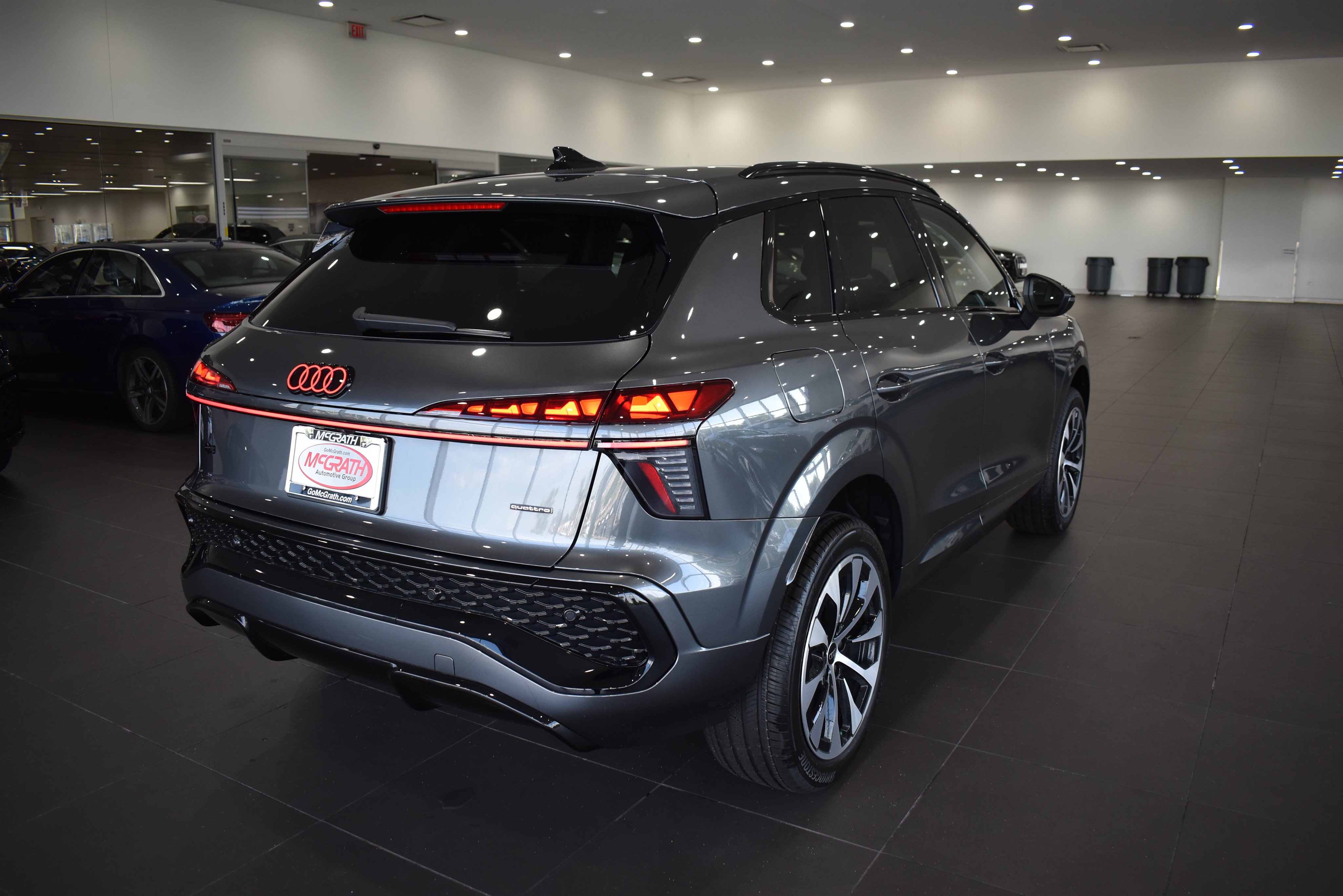 New 2026 Audi Q3 quattro 2.0T AWD/4WD image 7