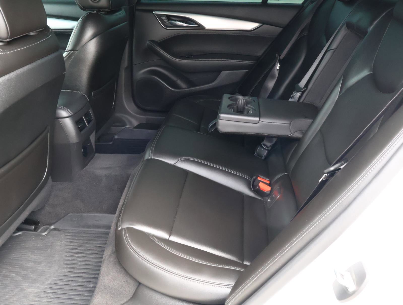 Certified 2024 Cadillac CT5 Luxury RWD image 19