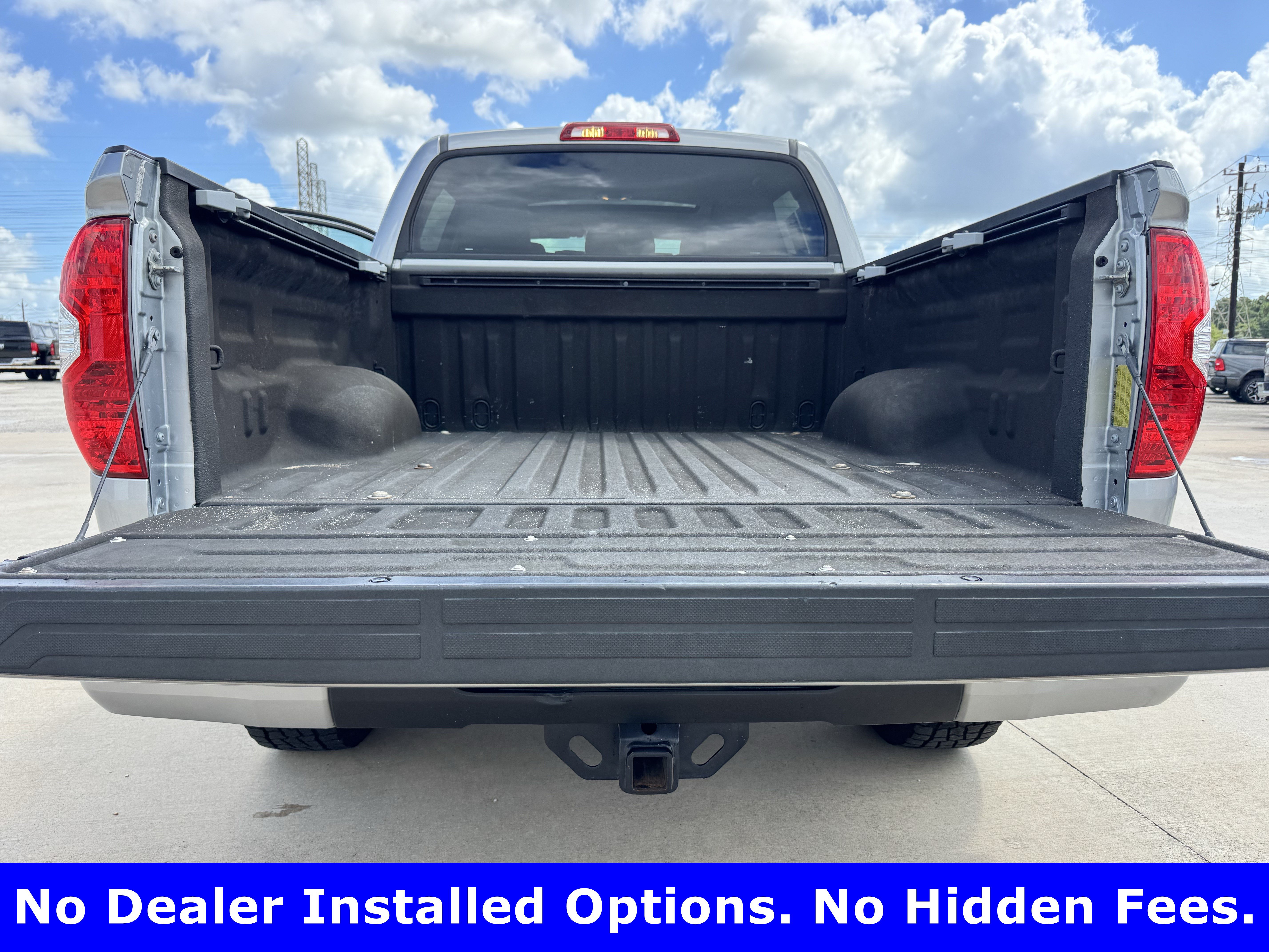 Used 2018 Toyota Tundra Limited w/ Limited Premium Package AWD/4WD image 28