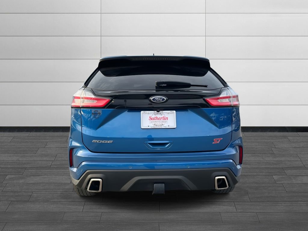 Used 2020 Ford Edge ST w/ Equipment Group 401A image 4