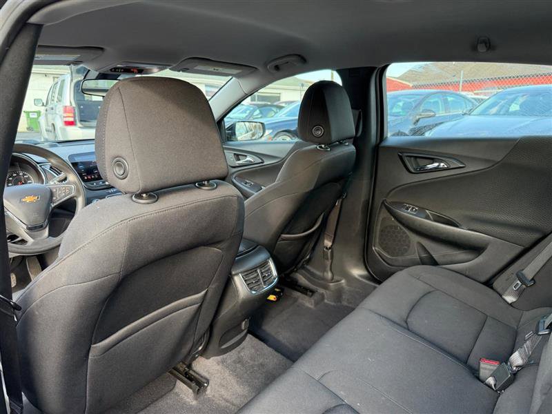 Used 2020 Chevrolet Malibu LT image 22