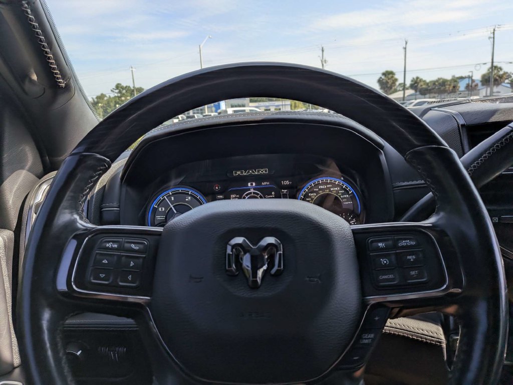 Used 2022 RAM 3500 Limited w/ Safety Group AWD/4WD image 23