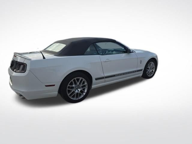 Used 2013 Ford Mustang Premium RWD image 3