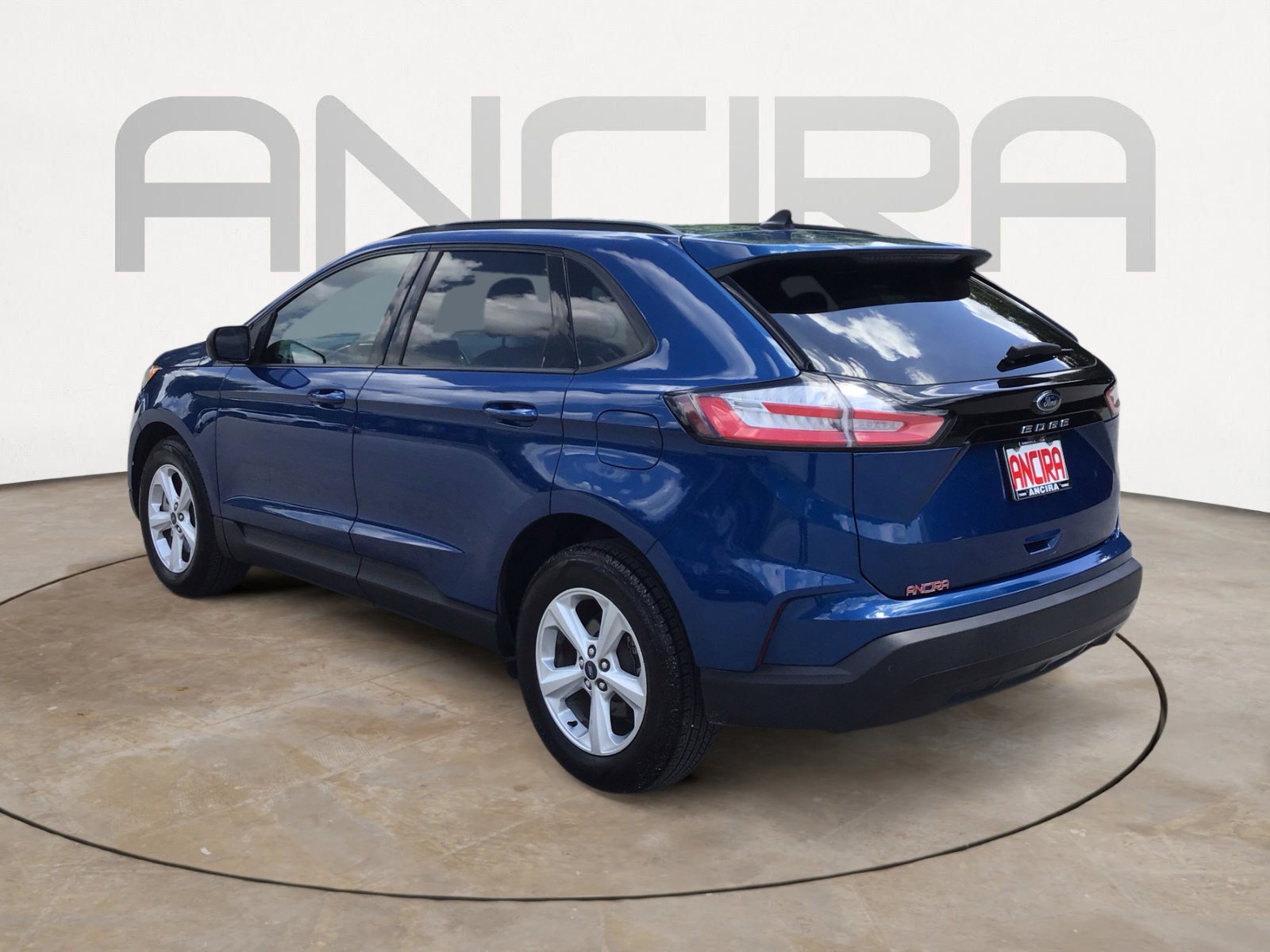 Used 2021 Ford Edge SE FWD image 10
