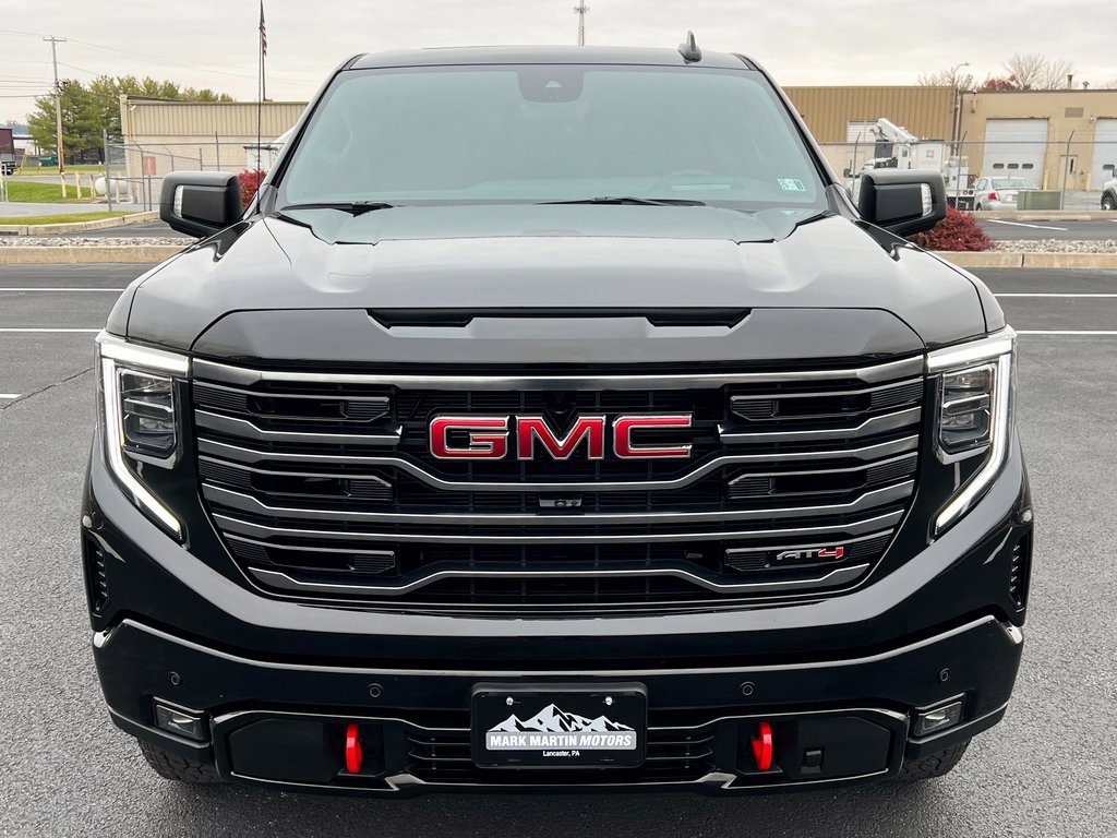 Used 2025 GMC Sierra 1500 AT4 w/ Technology Package image 16