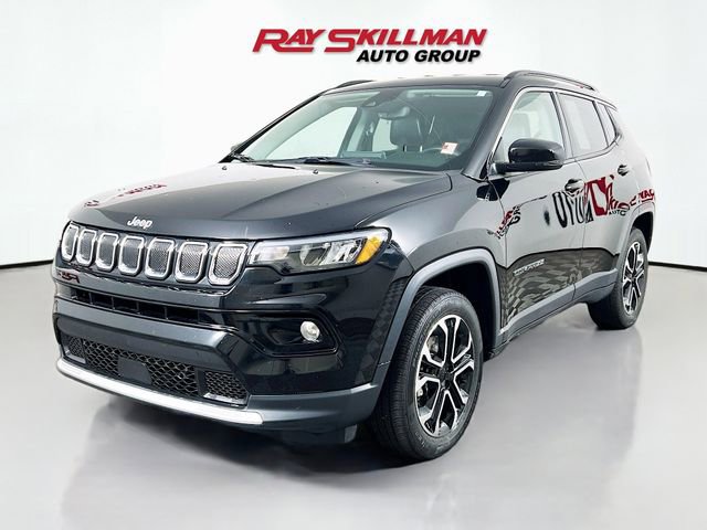 Used 2022 Jeep Compass Limited image 3