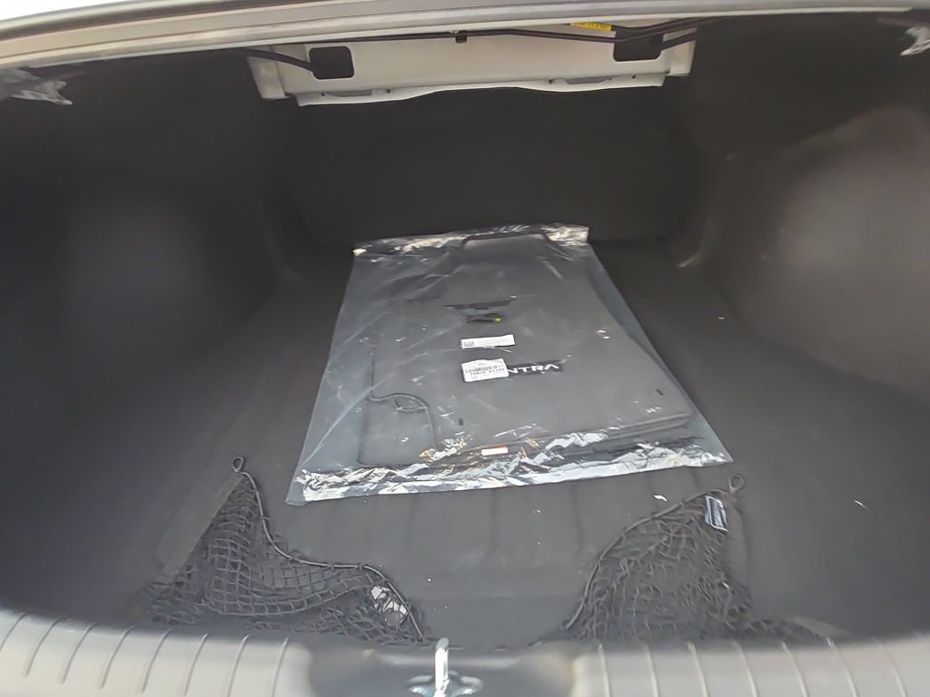 Certified 2026 Hyundai Elantra SE FWD image 13