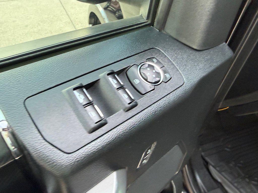 Used 2019 Ford F150 XLT w/ Equipment Group 302A Luxury RWD image 26