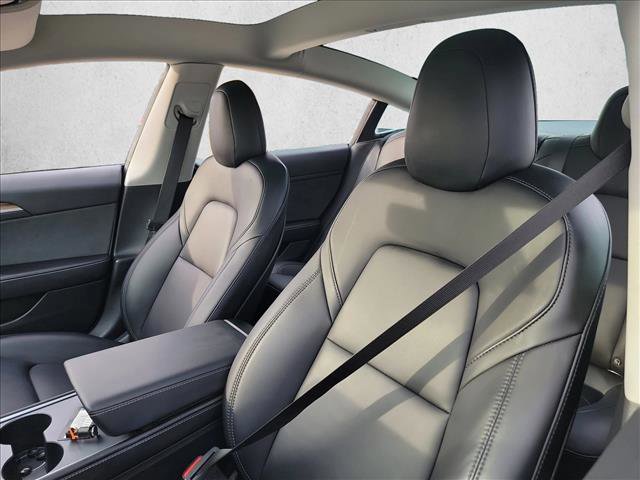 Used 2022 Tesla Model 3 Long Range image 12