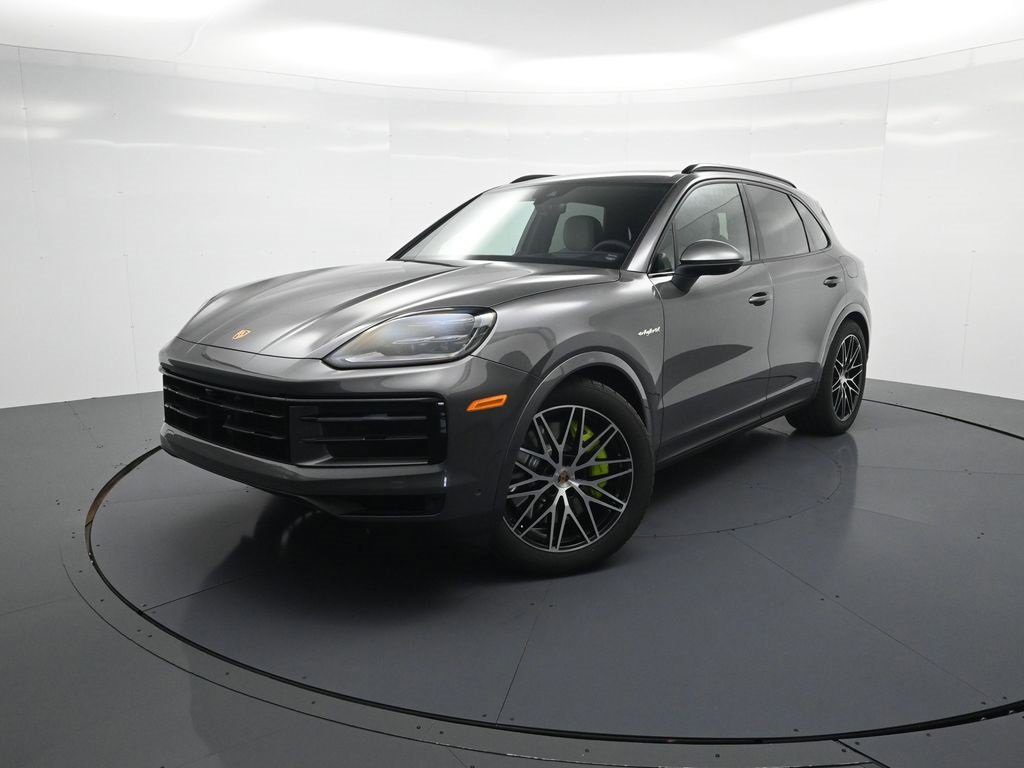 New 2026 Porsche Cayenne S image 1