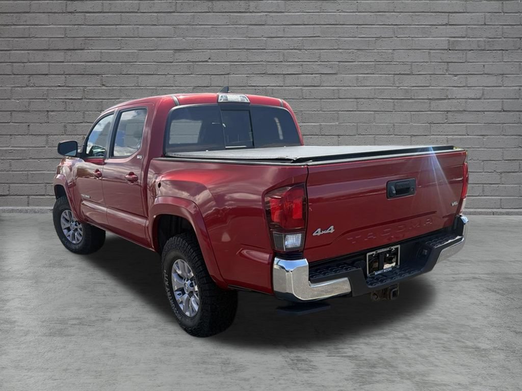 Used 2018 Toyota Tacoma SR5 AWD/4WD image 5
