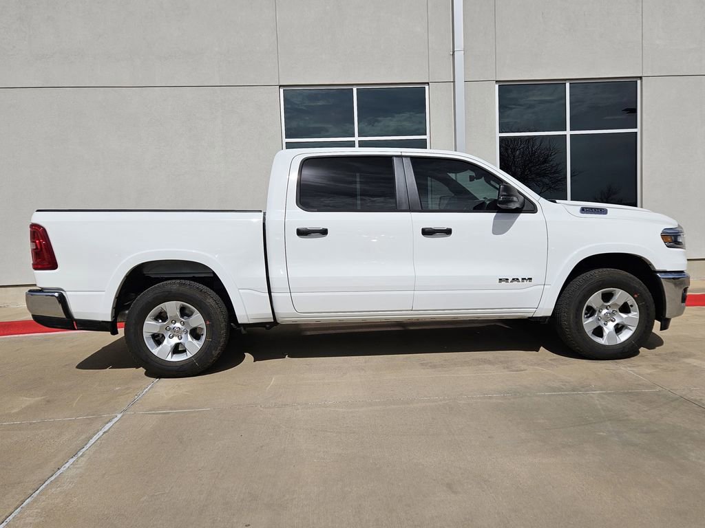 New 2026 RAM 1500 4x4 Crew Cab image 2