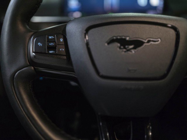 Used 2021 Ford Mustang Mach-E Select w/ Comfort/Appearance Package AWD/4WD image 18