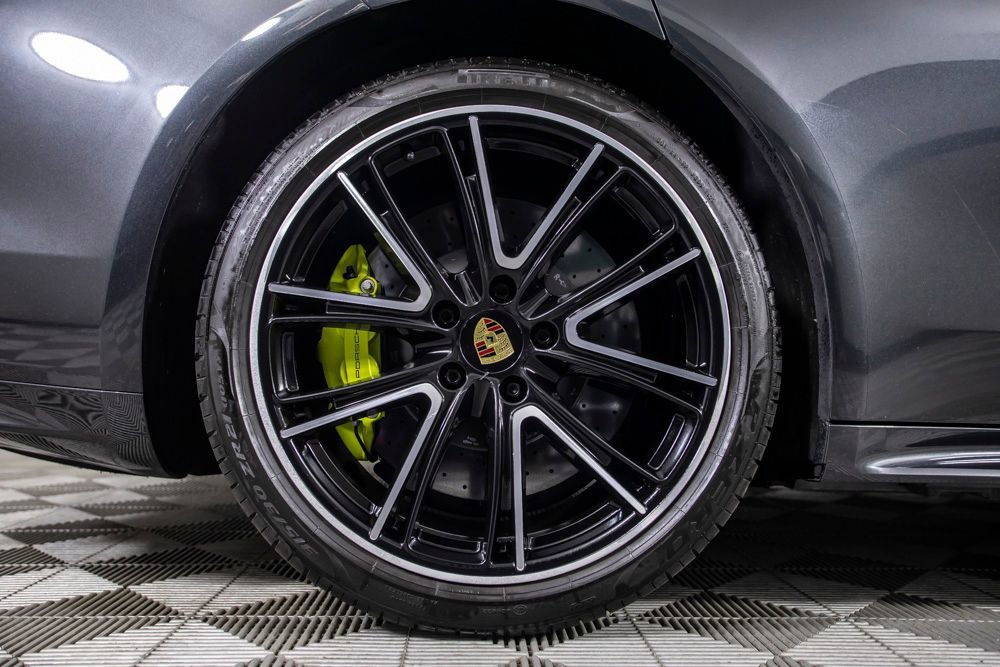 Used 2018 Porsche Panamera Turbo S Executive image 47