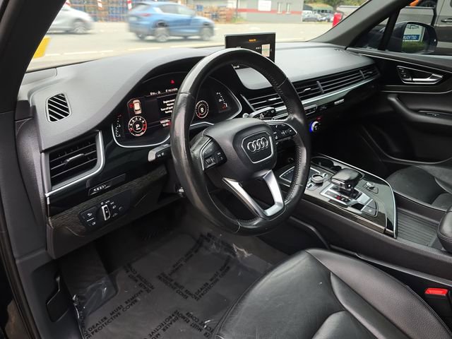 Used 2017 Audi Q7 3.0T Premium Plus w/ Premium Plus Package image 11