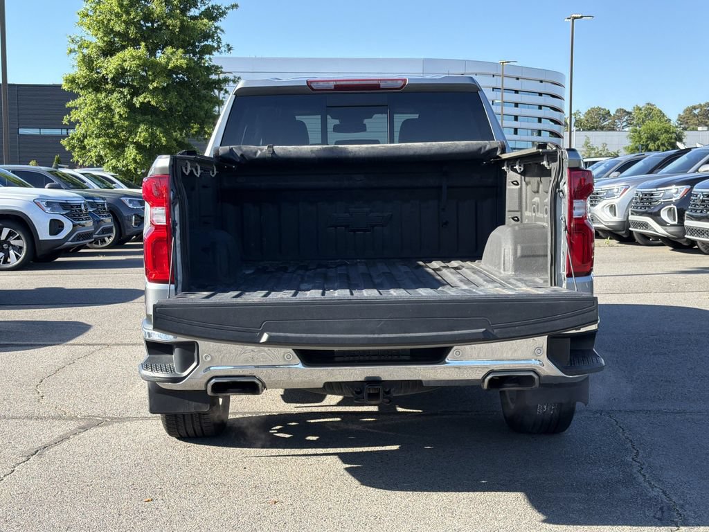 Used 2023 Chevrolet Silverado 1500 LTZ w/ LTZ Convenience Package II AWD/4WD image 13