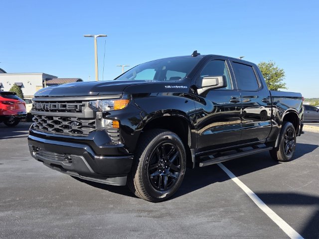 New 2026 Chevrolet Silverado 1500 Custom RWD image 2
