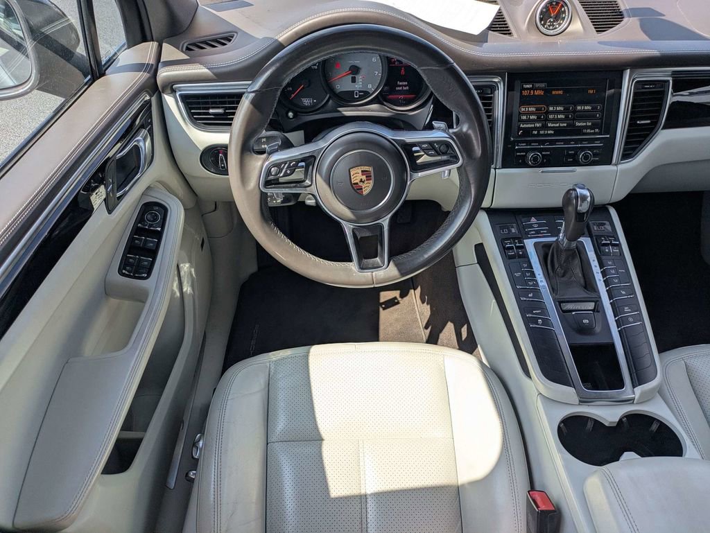 Used 2016 Porsche Macan S AWD/4WD image 18
