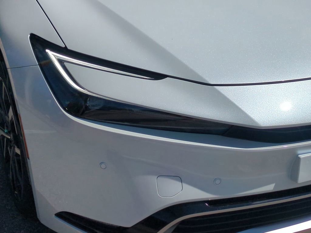 New 2026 Toyota Prius Plug-In Hybrid image 10