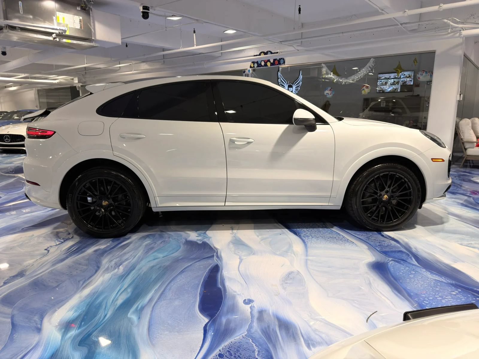 Used 2022 Porsche Cayenne S Platinum AWD/4WD image 8