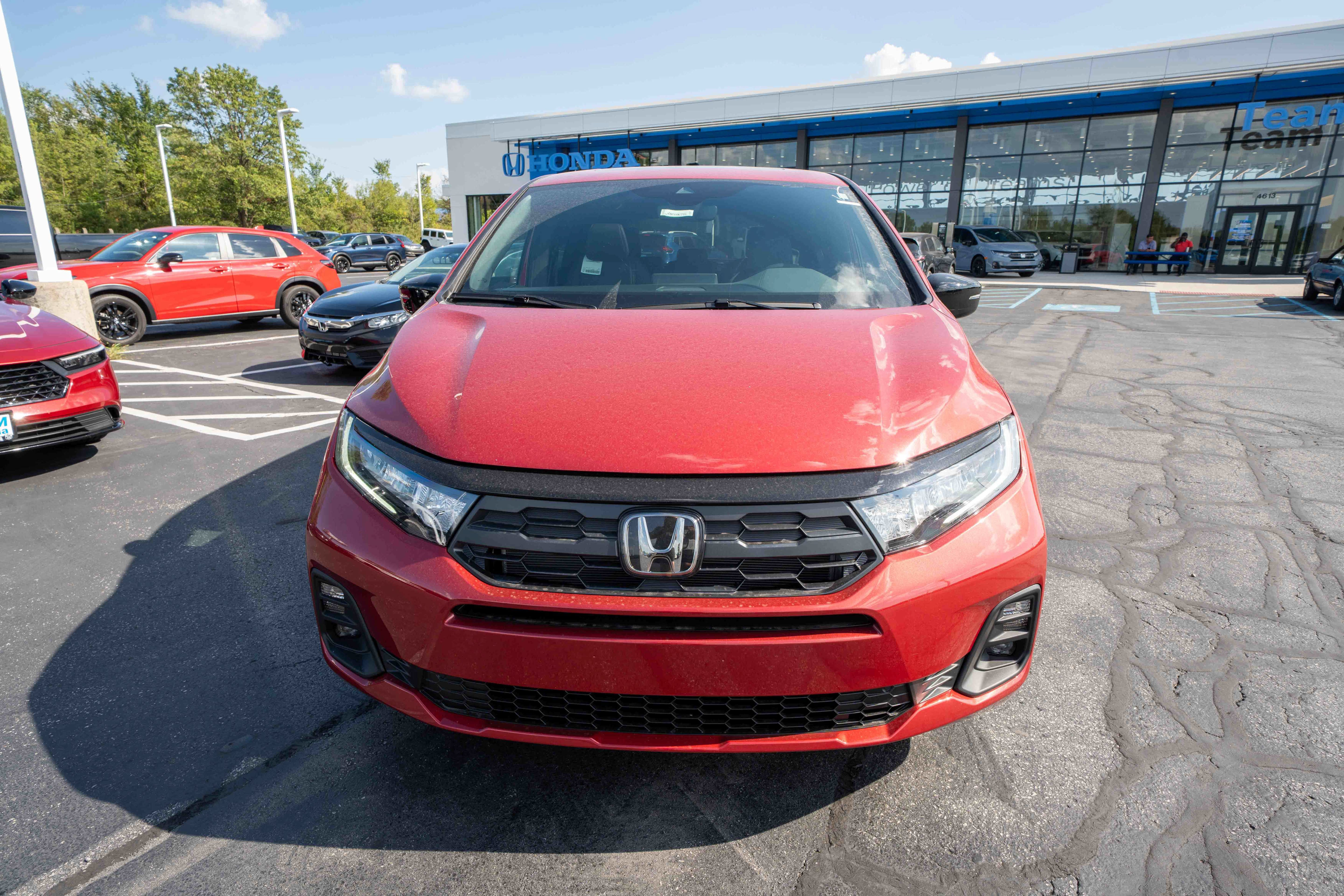 New 2026 Honda Odyssey Sport-L image 2