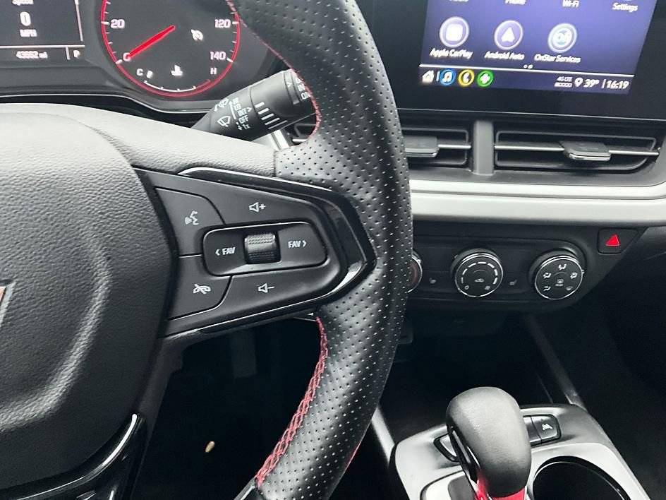 Used 2024 Chevrolet Trax RS image 26