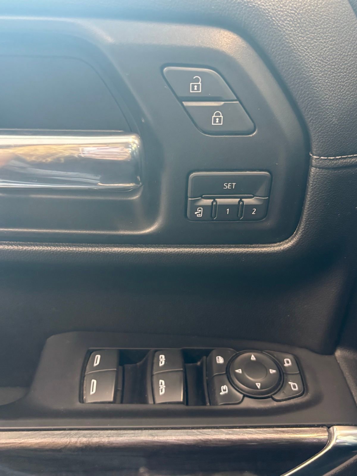 Used 2019 Chevrolet Silverado 1500 LTZ w/ LTZ Plus Package image 10