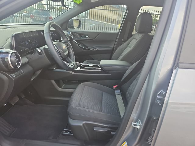 Used 2025 Chevrolet Equinox LT w/ Safety and Technology Package AWD/4WD image 10