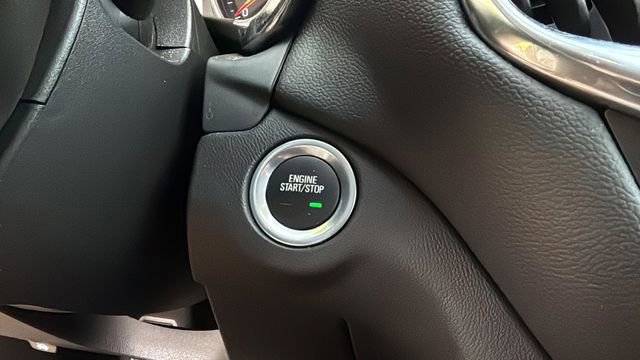 Used 2024 Chevrolet Equinox LT image 29