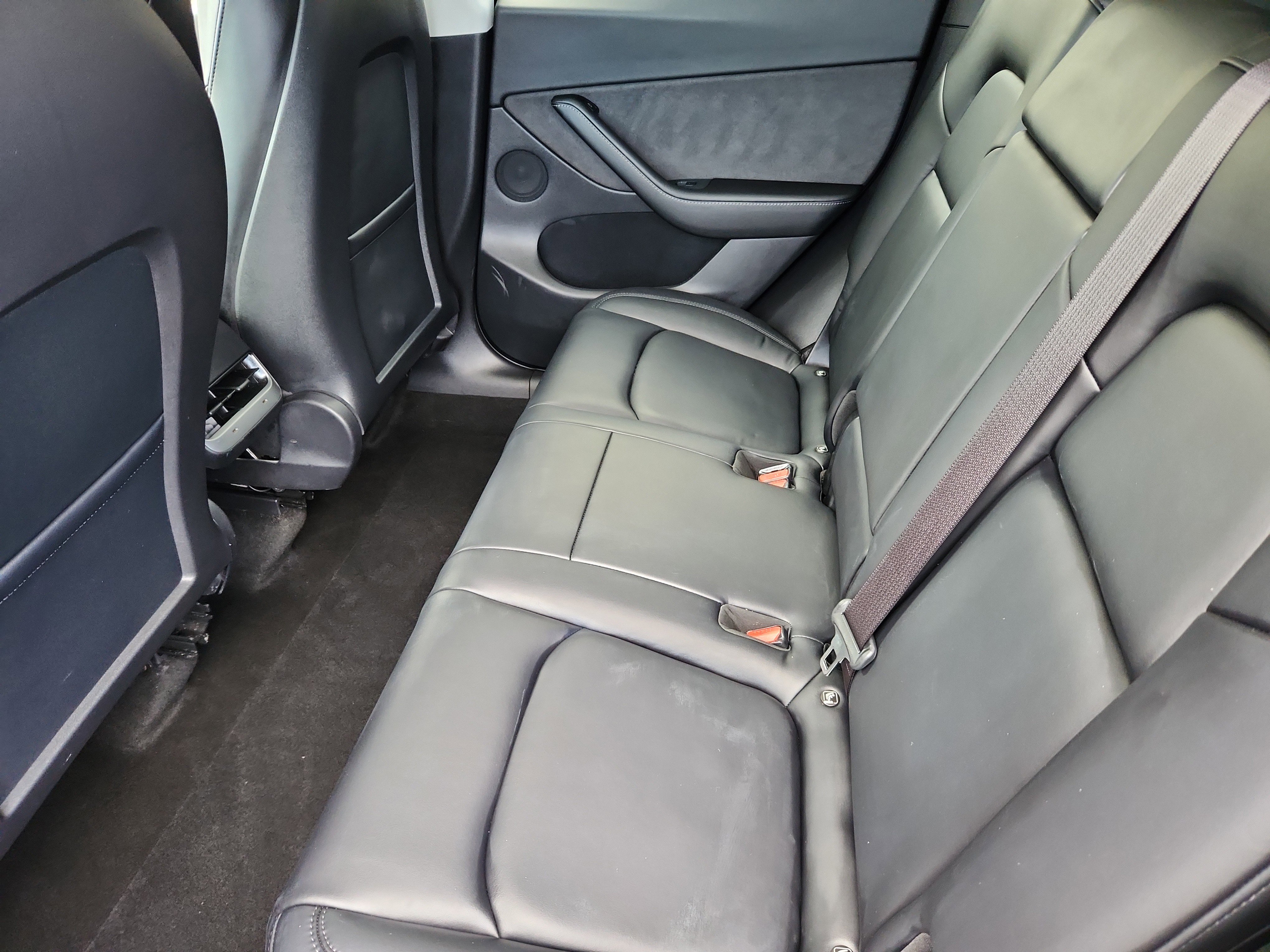 Used 2021 Tesla Model Y Long Range image 5