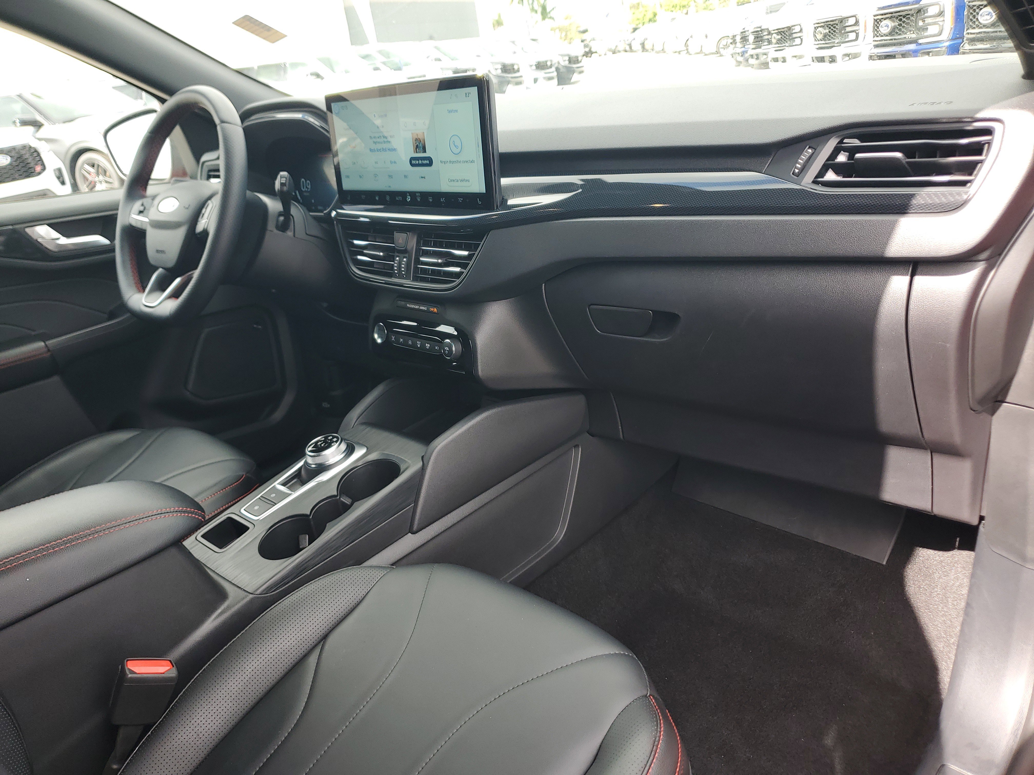 Used 2025 Ford Escape ST-Line Elite w/ Premium Technology Package image 20