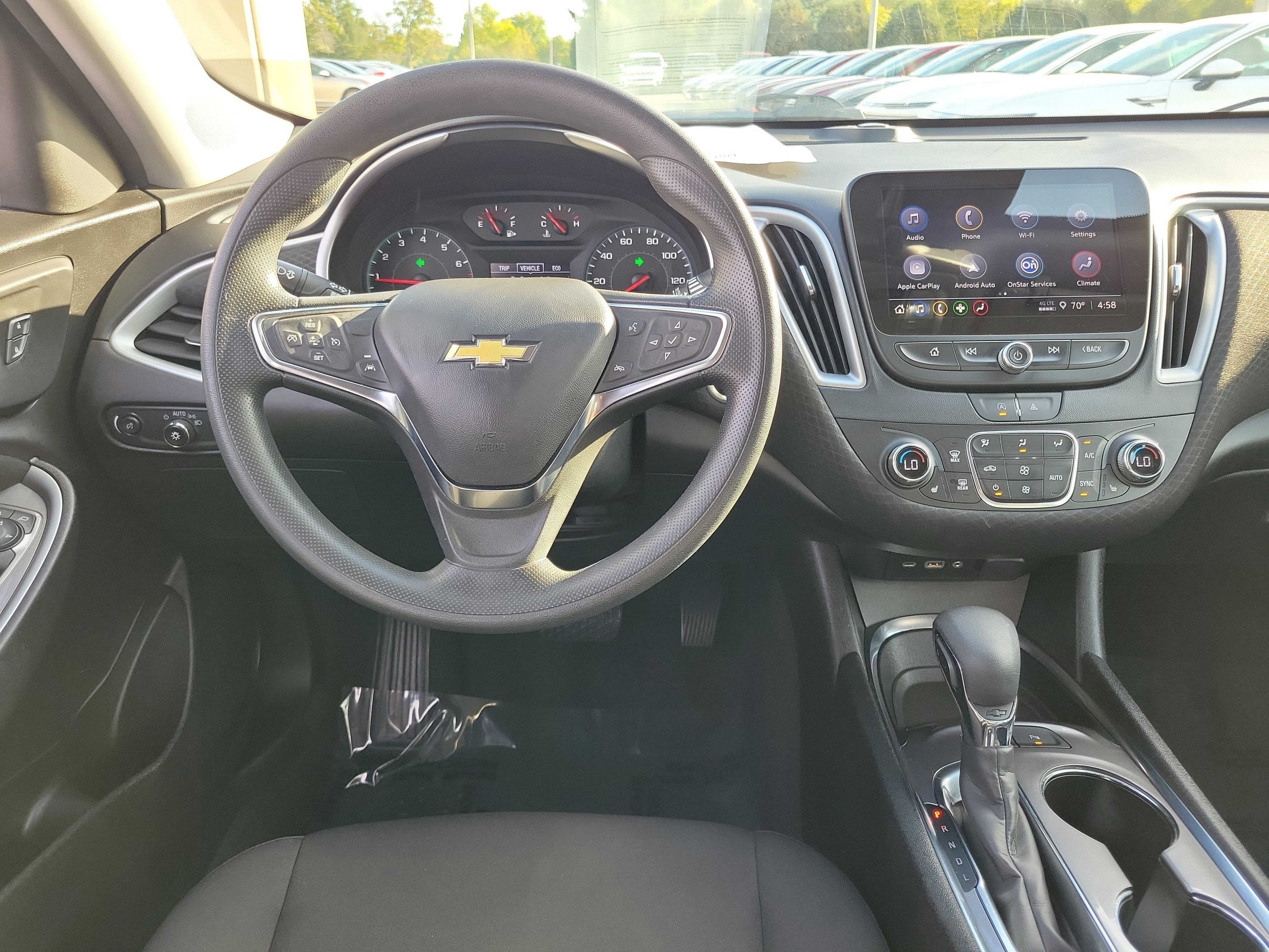 Used 2024 Chevrolet Malibu LT image 10