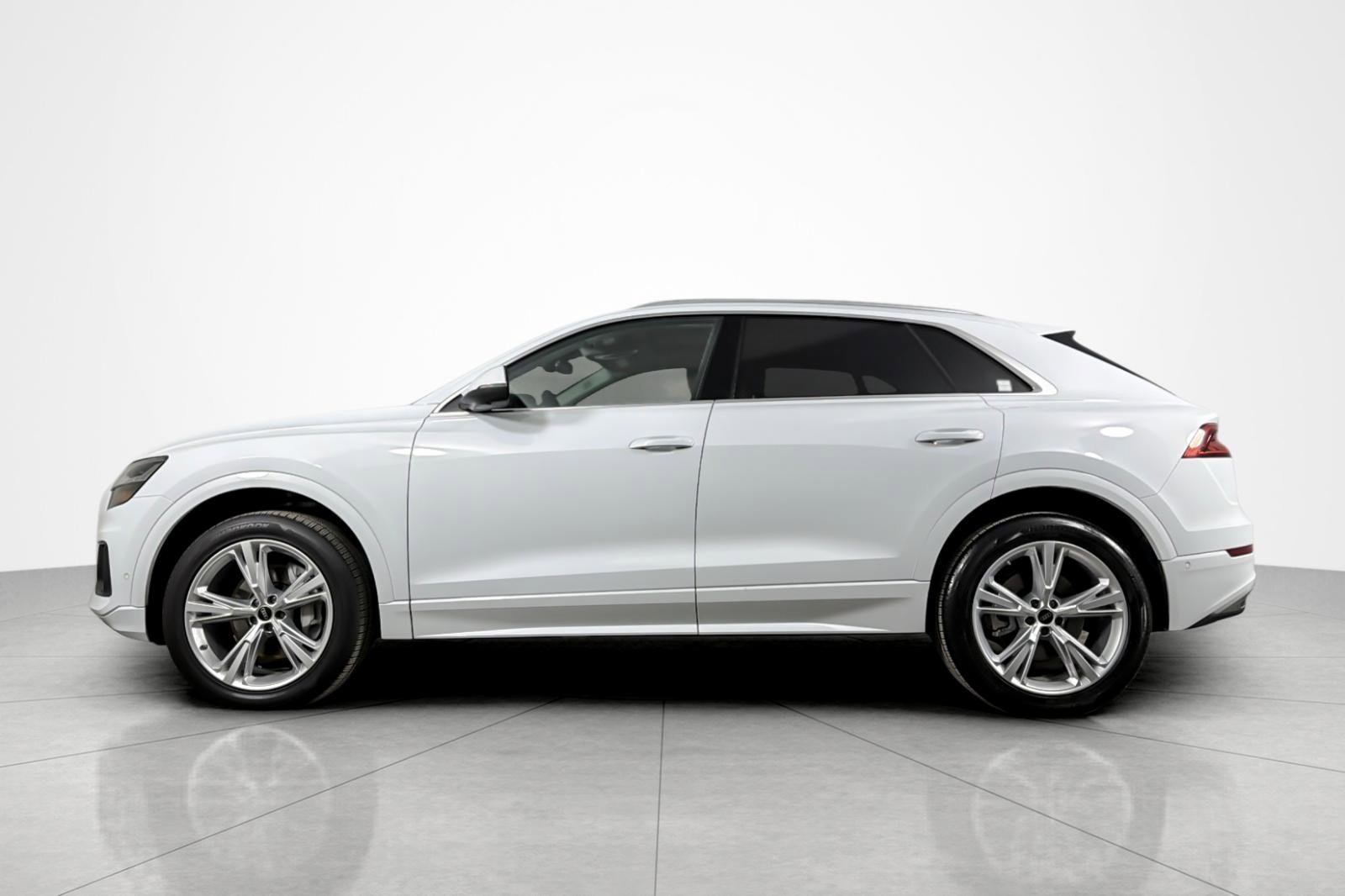 Used 2023 Audi Q8 Premium Plus AWD/4WD video 2