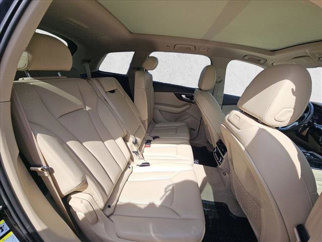 Used 2018 Audi Q7 3.0T Prestige w/ Prestige Package image 19