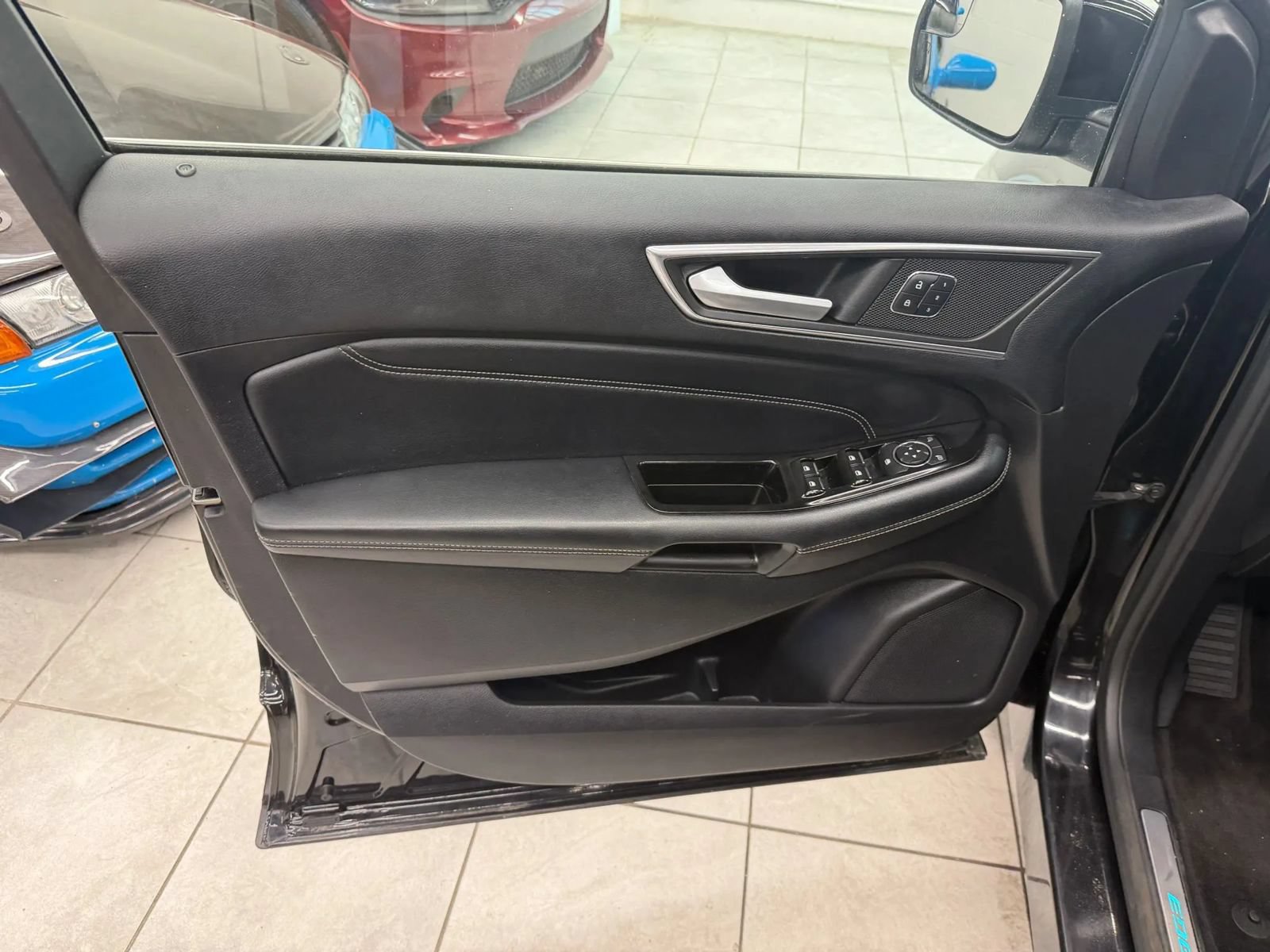Used 2016 Ford Edge Titanium AWD/4WD image 13