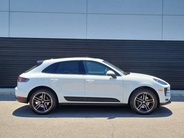 Certified 2020 Porsche Macan AWD/4WD image 8