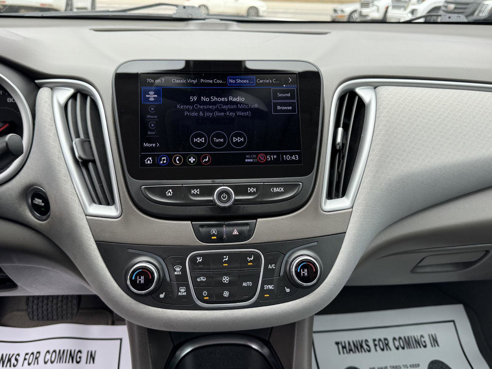 Used 2022 Chevrolet Malibu LT image 4