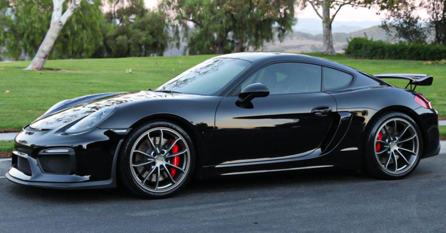 Used 2016 Porsche Cayman GT4 RWD image 2