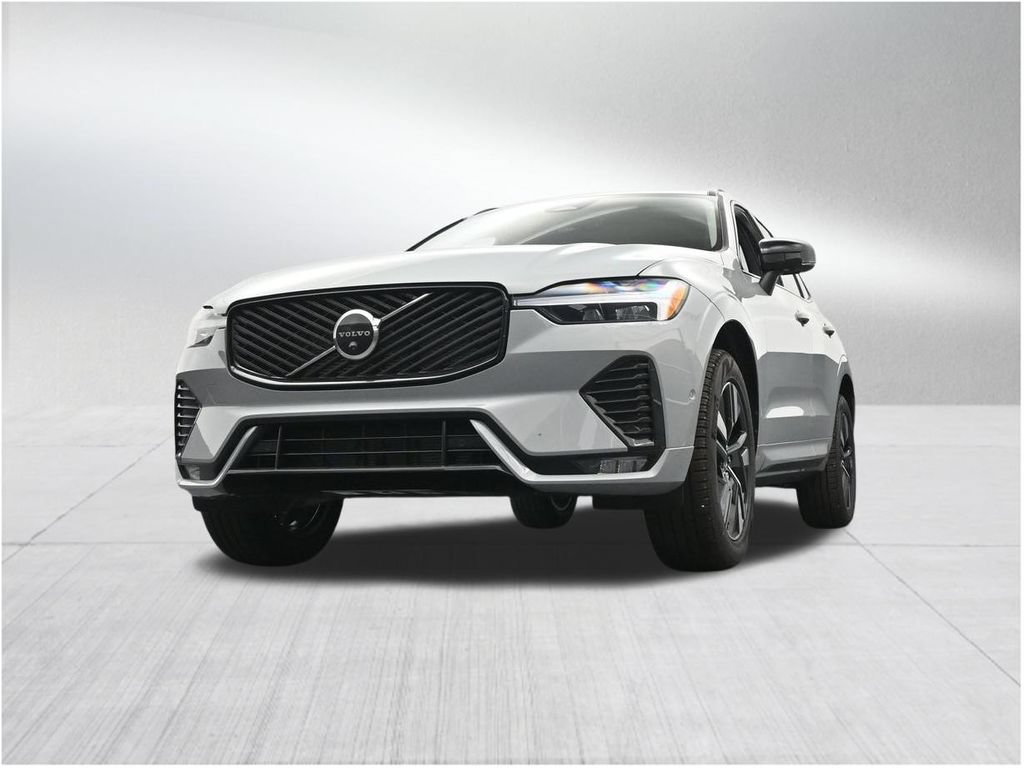 New 2026 Volvo XC60 B5 Plus AWD/4WD image 28