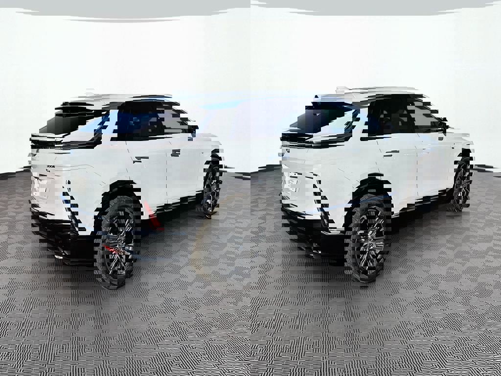 New 2026 Cadillac Lyriq Luxury image 5