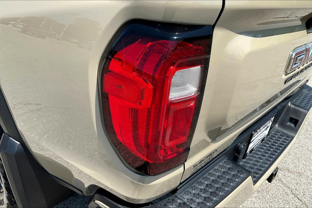 Used 2023 GMC Canyon AT4 w/ LPO, Skid Plate Package AWD/4WD image 28