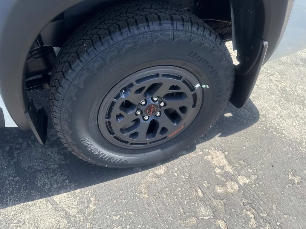 New 2025 Nissan Frontier Pro-X w/ Pro Premium Package RWD image 9