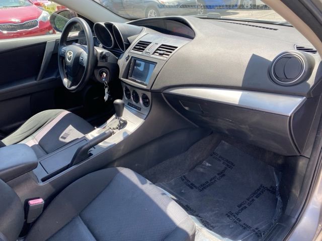 Used 2011 MAZDA MAZDA3 i Touring FWD image 25