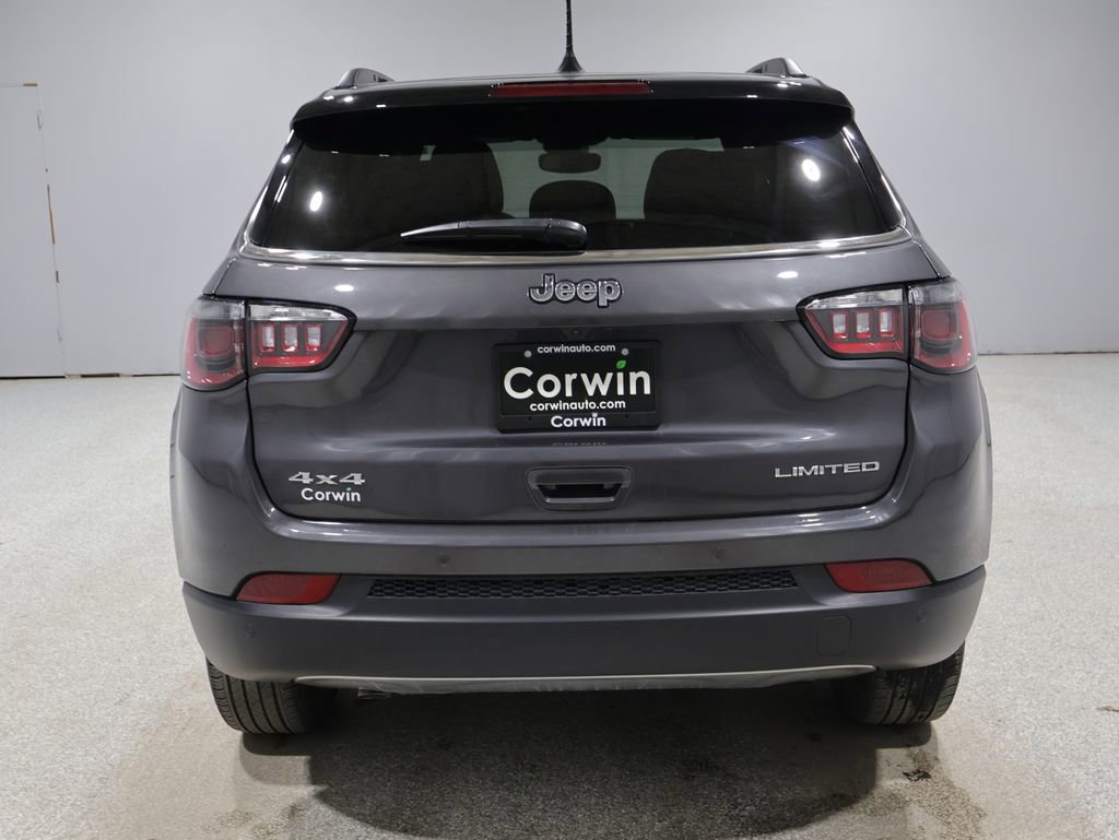 Used 2024 Jeep Compass Limited image 4
